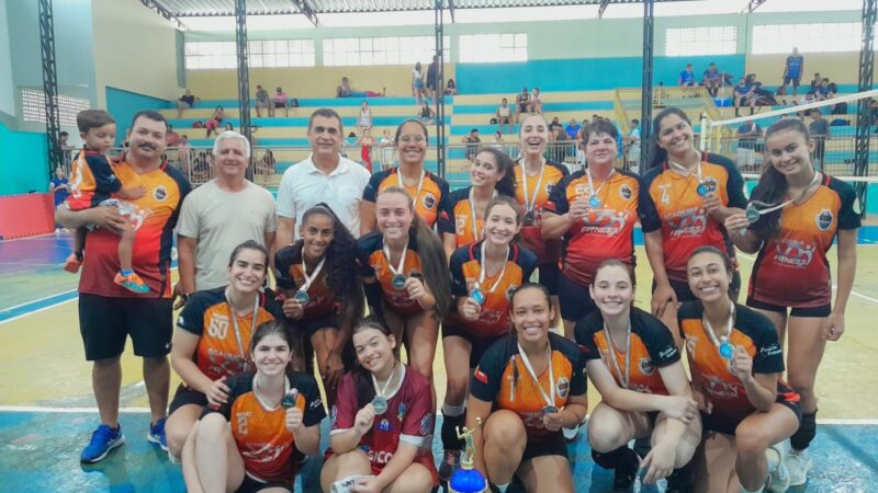 Equipe de Vôlei de Jaguaré Marca Presença na Copa da Paz