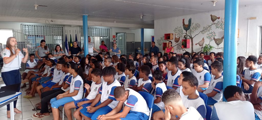 Prefeitura de Linhares Promove Palestras sobre Violência para Alunos do 6º ao 9º Ano