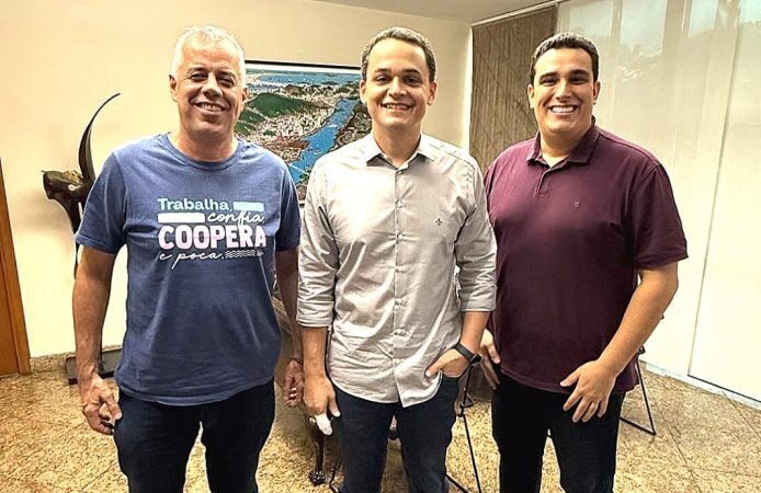 Prefeito de Vitória, presidente estadual do Republicanos e deputado federal Evair de Melo cumprem agenda no norte e noroeste do estado