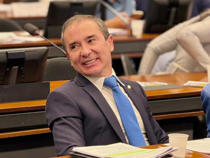 Projeto de Lei cria adicional salarial para professores da educação inclusiva