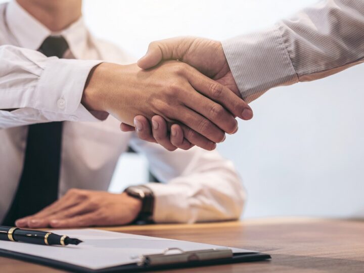 Sine de Linhares inicia a semana com 83 vagas de emprego disponíveis