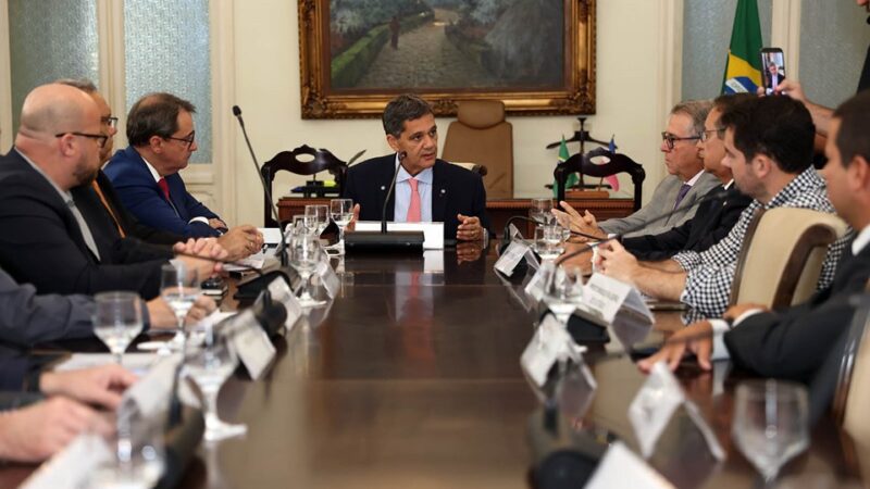 Governador abre ciclo do Estado Presente com reunião na área de Segurança Pública