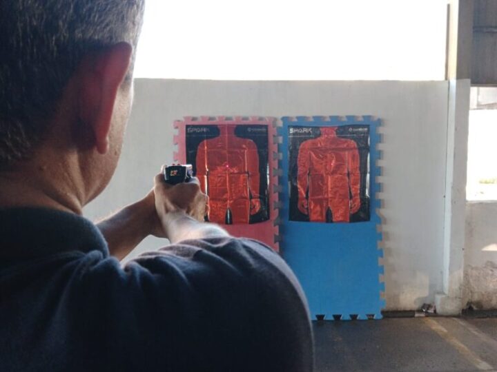 GCM de Linhares promove treinamento especializado em armas não letais para 24 agentes