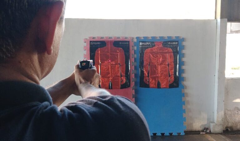 GCM de Linhares promove treinamento especializado em armas não letais para 24 agentes