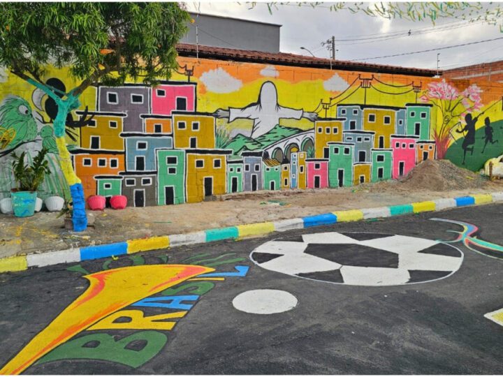 Linhares abre votação para eleger a “Rua do Hexa” mais decorada da cidade