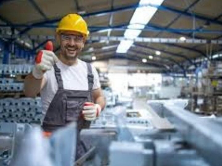 Sine de Linhares inicia a semana com 220 oportunidades de emprego