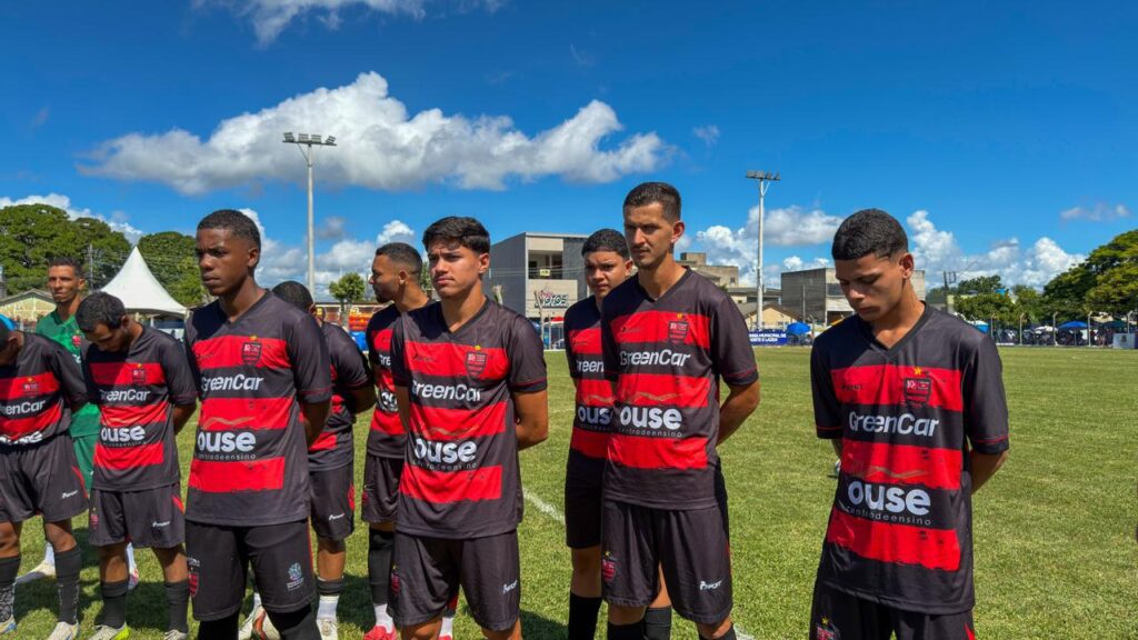 Campeonato Municipal da 1ª Divisão movimenta bairros de Linhares com estádios lotados
