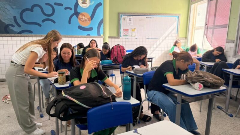 Conecta Jovem conecta estudantes ao mercado de trabalho com orientação profissional