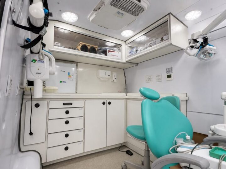 Linhares leva atendimentos odontológicos e serviços de saúde ao bairro Shell