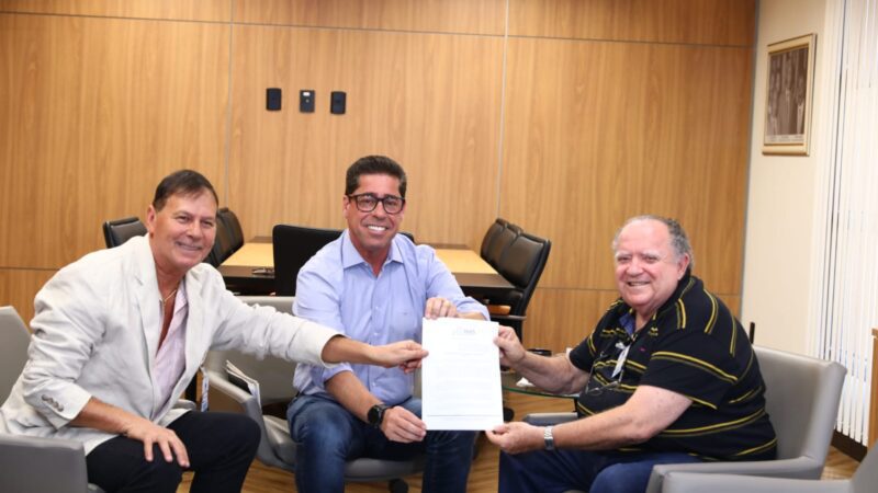 Gastronomia capixaba ganha comenda na Assembleia em homenagem ao chef Juarez Campos
