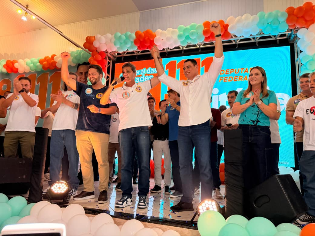 Movimento político cresce e reúne Ferraço, Camillo Neves e prefeitos em apoio a Da Vitória