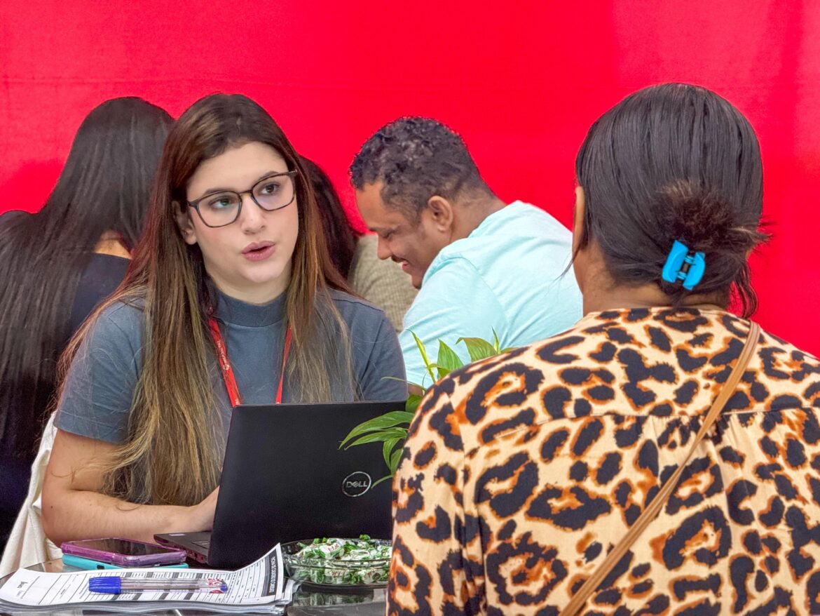 Mais de mil vagas de emprego estarão disponíveis em feirão em Linhares nesta quarta (21)