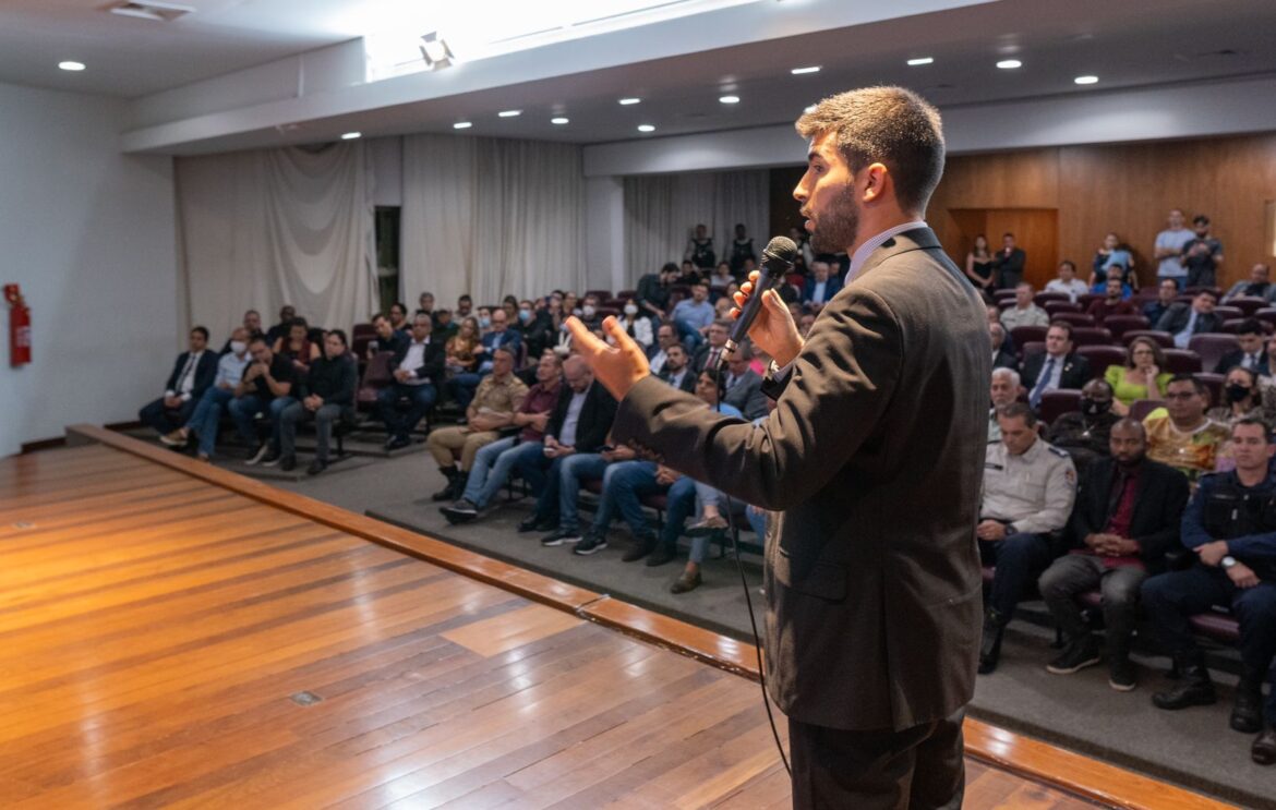 Aylton Dadalto lança com autores livro “Gestão Estratégica da Segurança Pública”.