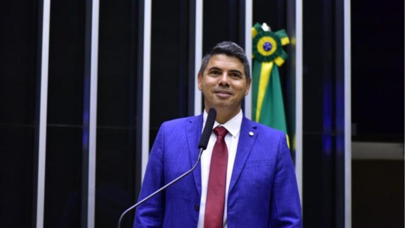 Deputado Messias Donato: Compromisso com a População Traduzido em 10 Projetos de Lei Protocolados