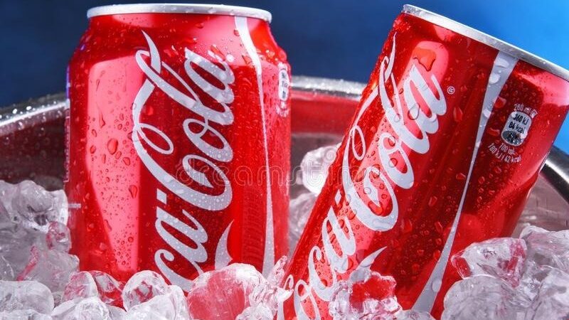 Surpresa da Coca-Cola: Bebida Alcoólica com Toque de Whisky Chega ao Brasil