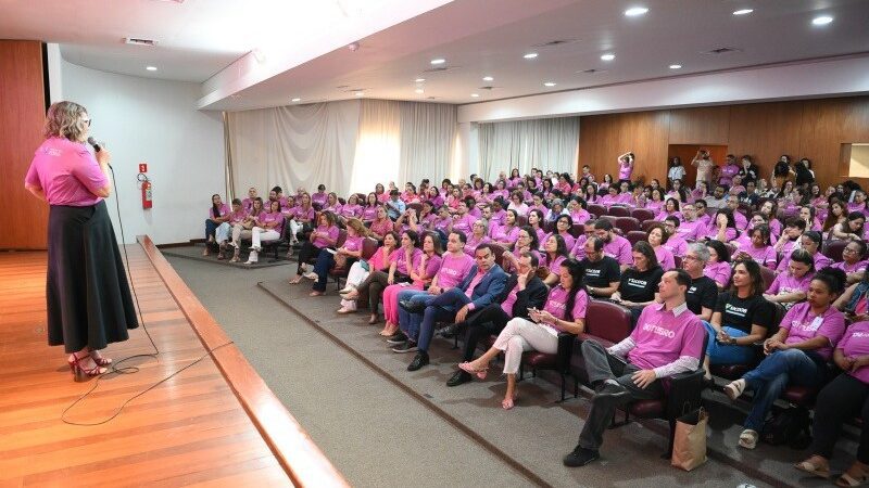 Evento de Abertura do Outubro Rosa atrai multidão ao auditório da PMV