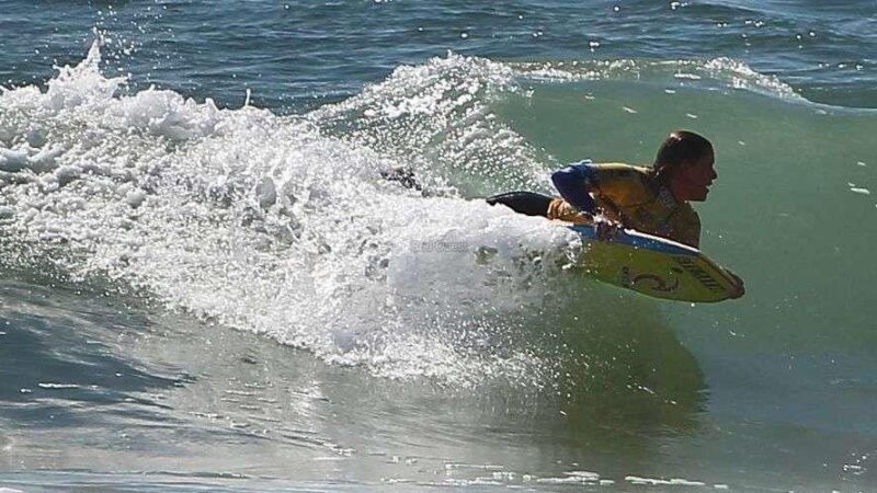 Ondas radicais e muita emoção: Campeonato de bodyboard agita o fim de semana