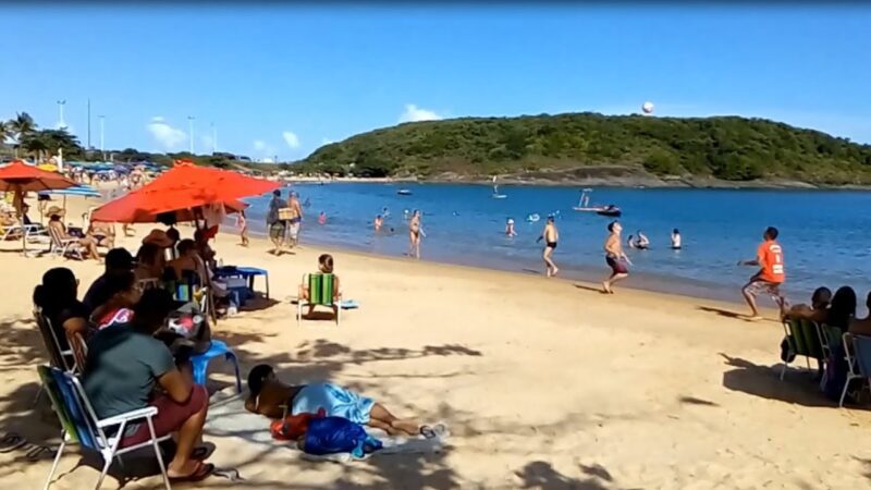 Prefeitura de Guarapari Gera Controvérsia ao Intensificar Restrições no Verão