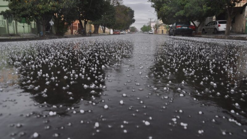 Chuva forte com relâmpagos e trovoadas: instituto emite alertas para o ES