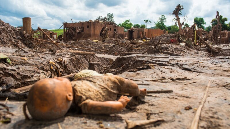 Desaceleração nas Negociações de Reparação no Caso Samarco em 2023.