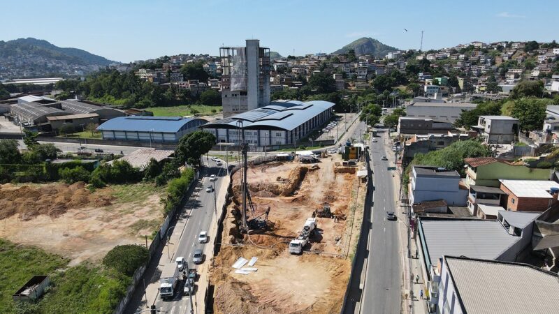 Prefeito de Cariacica, Euclério Sampaio, visita obra que marcará o desenvolvimento econômico da cidade