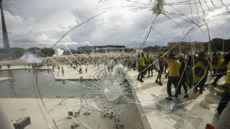 Um Ano Após o Caos! Capixabas em Brasília e as Marcas do Ataque Contra a Democracia.