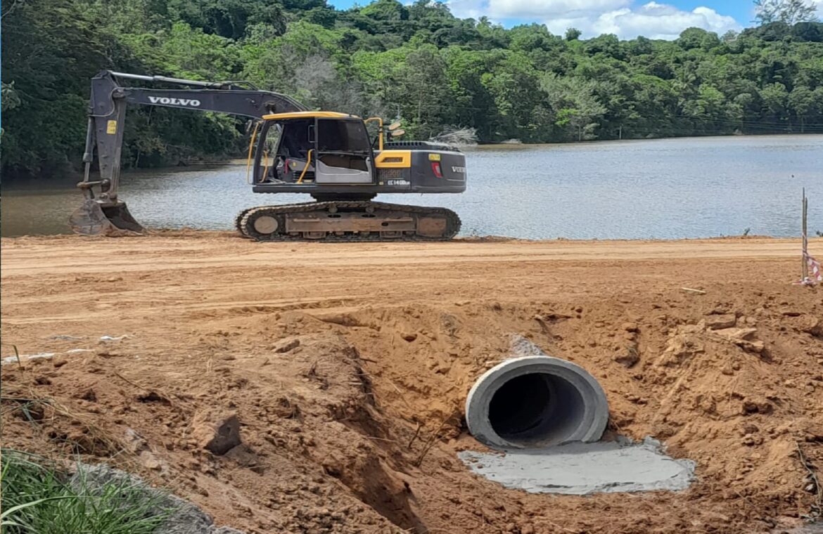 “Prefeitura de São Mateus reforça esforços na manutenção das estradas rurais em diversas áreas