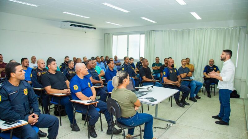Agentes da Guarda Civil Municipal de Linhares participam de curso de qualificação sobre concessão e manutenção do porte de armas