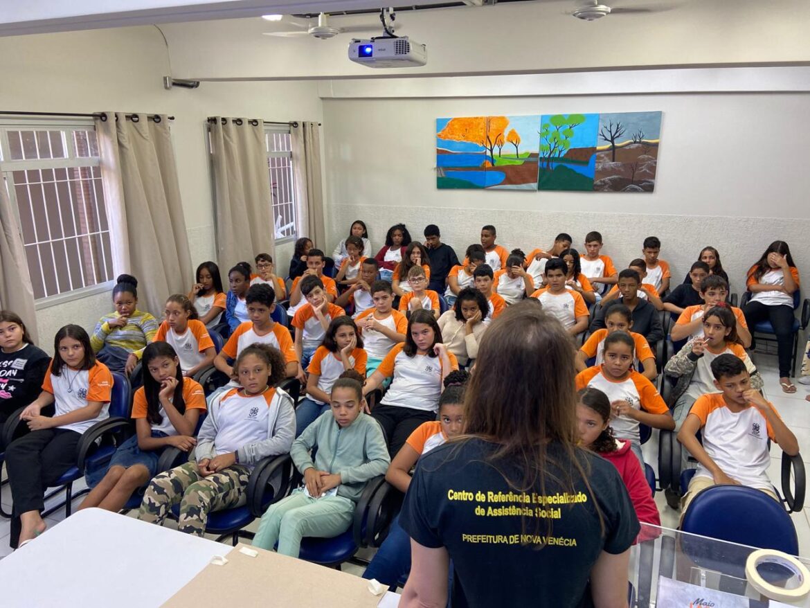 Creas e Escola Estadual de Nova Venécia Unem Forças na Campanha Maio Laranja