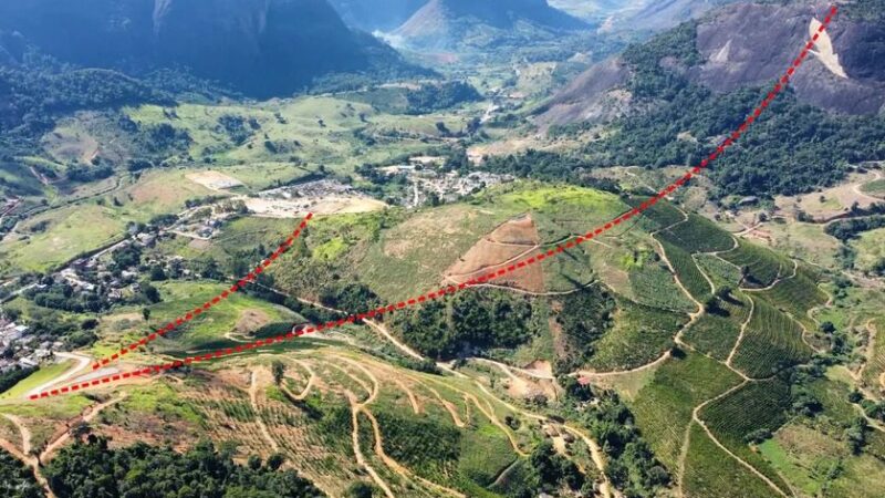 Conheça o maior circuito de tirolesas da América Latina que chega a 400m de altura e até 120 km/h no ES