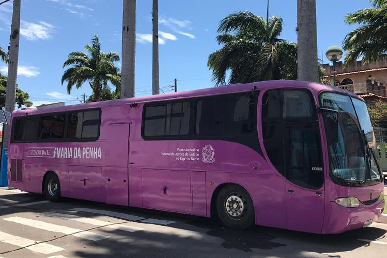 No sábado (dia 26), o Ônibus Roda da Lei Maria da Penha atenderá a população de Linhares